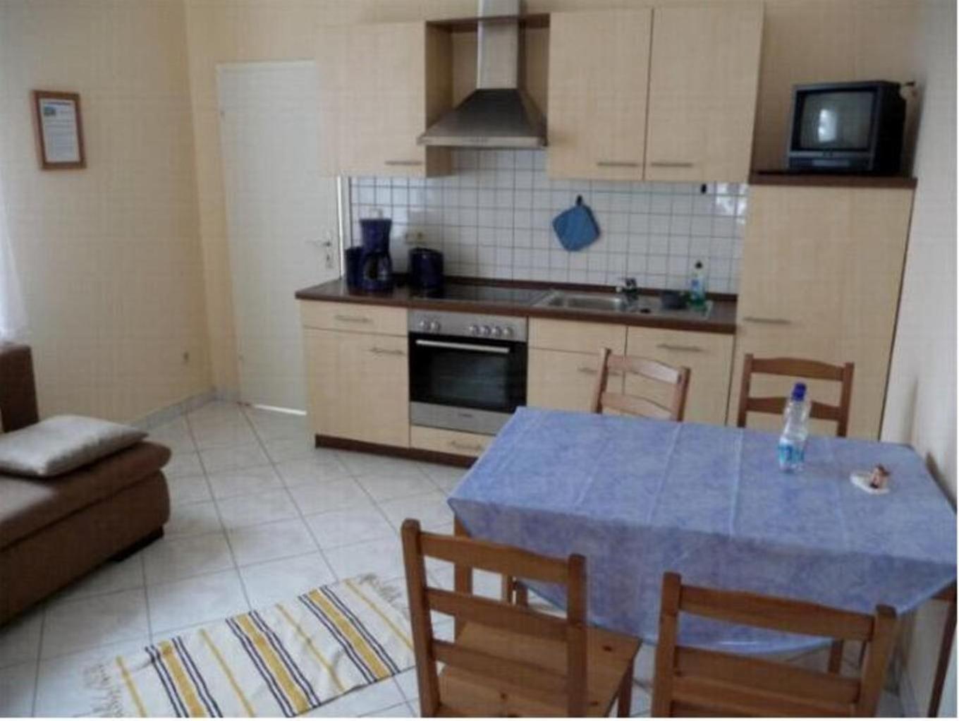 Ferienwohnung Lino Зиновиц Екстериор снимка